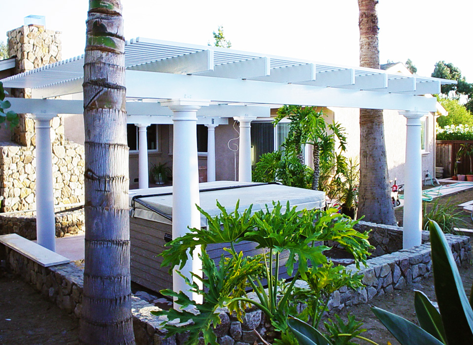 carmichael-lattice-hot-tub-cover-shade-structure-hardscape-capital-landscape-web