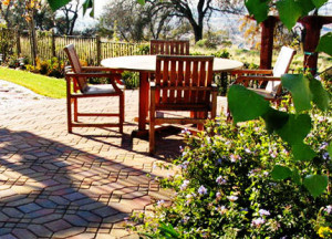roseville-backyard-paver-patio-outdoor-living-capital-landscape-web