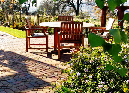 roseville-backyard-paver-patio-outdoor-living-capital-landscape-web_1