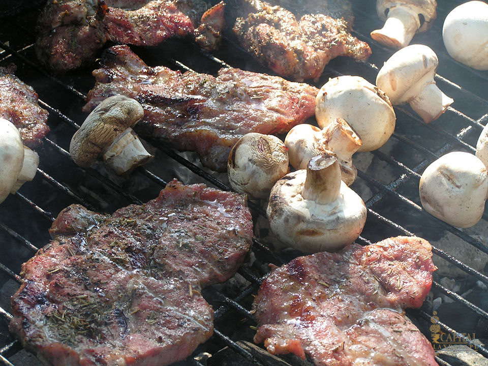 steak-mushrooms-grill-bbq-barbeque-fathers-day-sacramento-capital-landscape